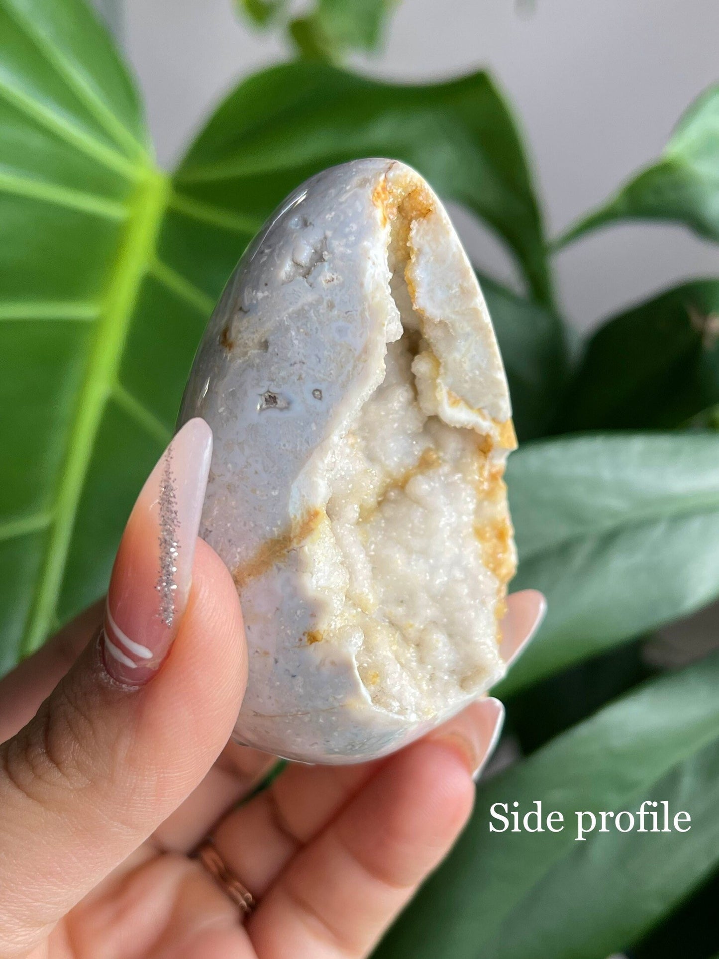 Druzy white Agate crystal egg