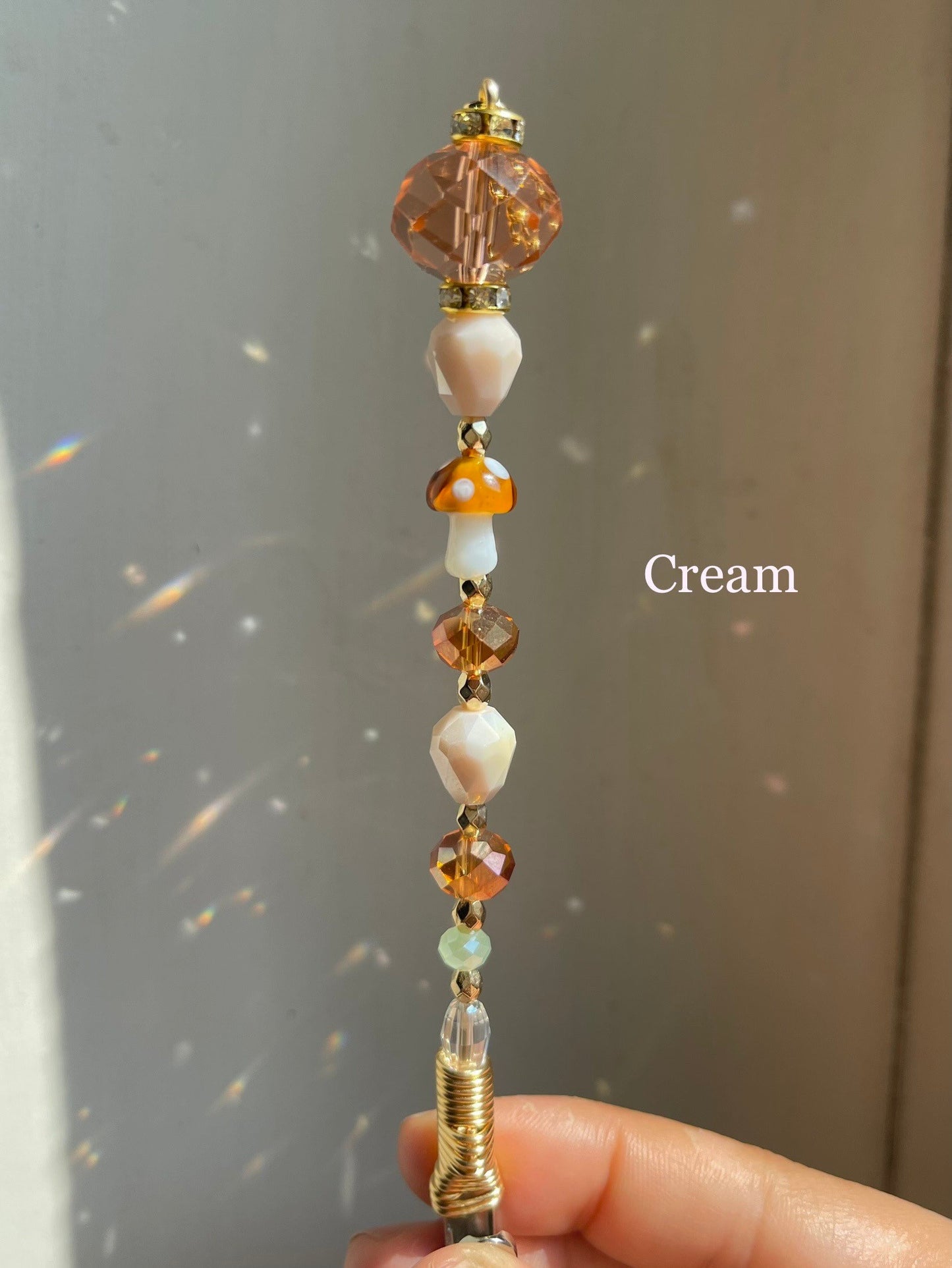 Crystal wand clip